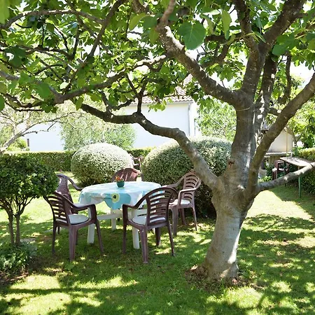 Milena & Vinko Apartments Vodice