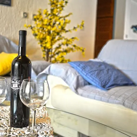 Milena & Vinko Apartments Vodice