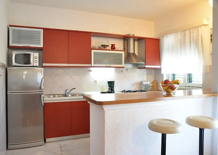 Milena & Vinko Apartments Vodice